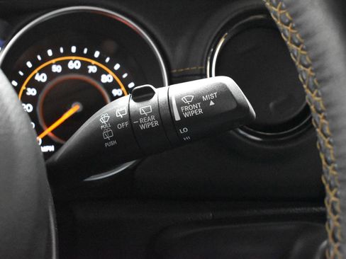 Used 2021 Jeep Wrangler Unlimited Sahara image 14