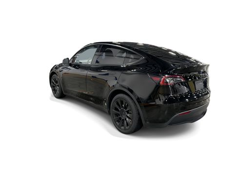 Certified 2023 Tesla Model Y Long Range AWD/4WD image 4