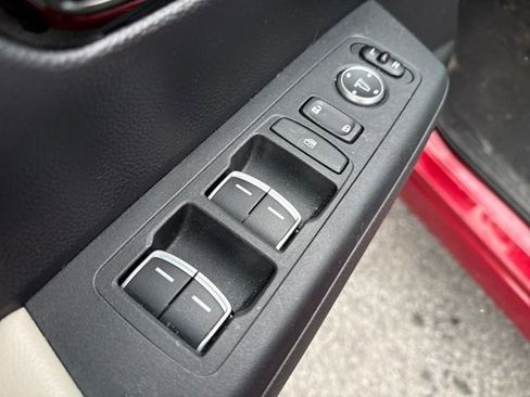 Used 2024 Honda CR-V EX-L image 16