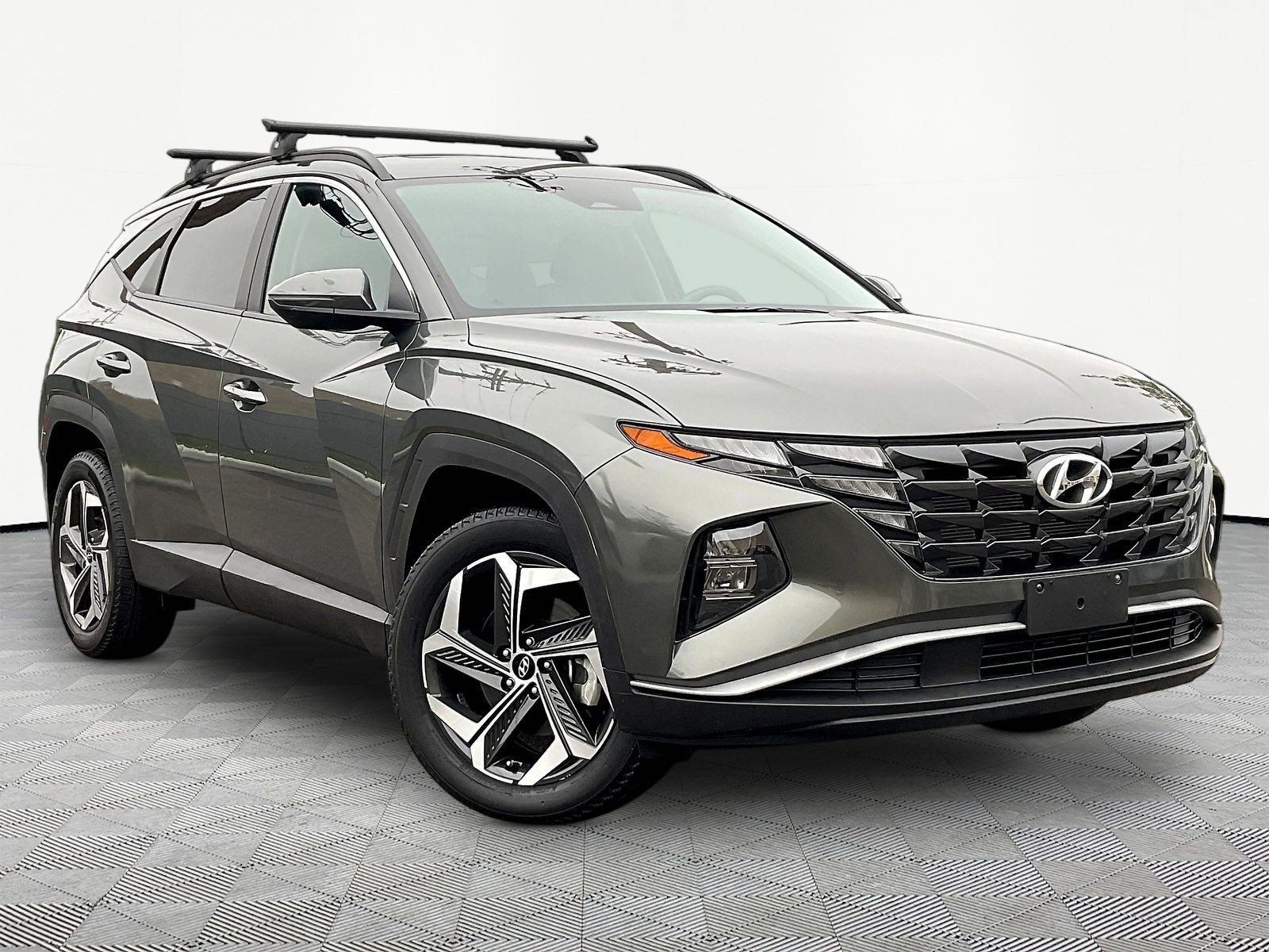 Used 2023 Hyundai Tucson SEL w/ Convenience Package AWD/4WD image 3