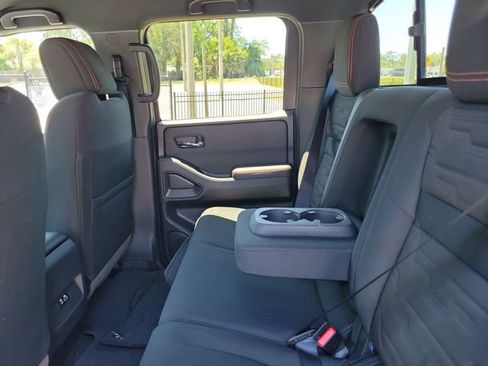 Used 2024 Nissan Frontier PRO-4X w/ Technology Package image 28
