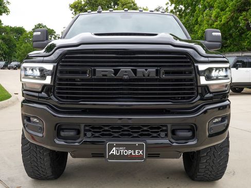 Used 2024 RAM 2500 Laramie w/ Night Edition AWD/4WD image 2