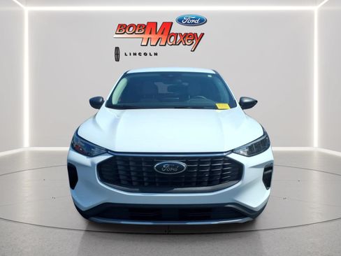 Used 2025 Ford Escape Active FWD image 2
