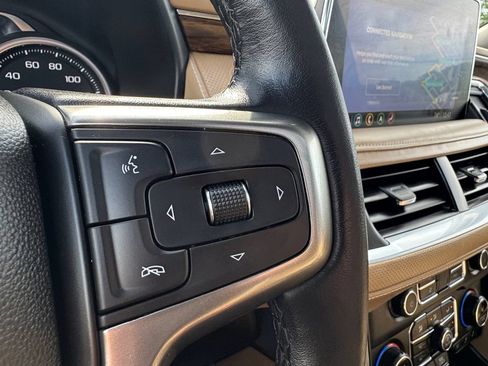 Used 2021 Chevrolet Tahoe Premier w/ Premium Package AWD/4WD image 33