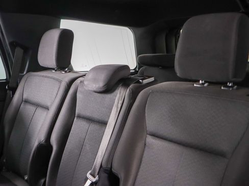 Used 2021 Ford Expedition XLT image 25