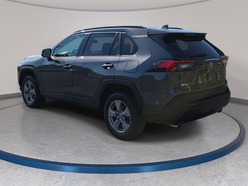 Used 2023 Toyota RAV4 XLE w/ Convenience Package image 7