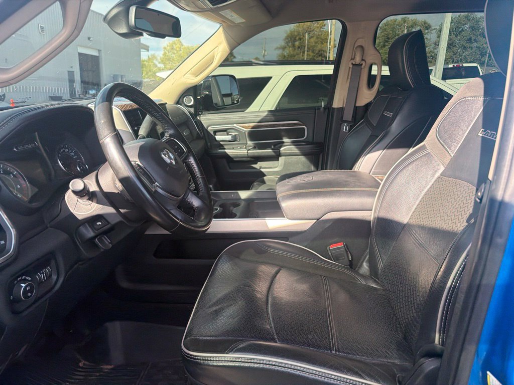 Used 2021 RAM 2500 Laramie AWD/4WD image 2