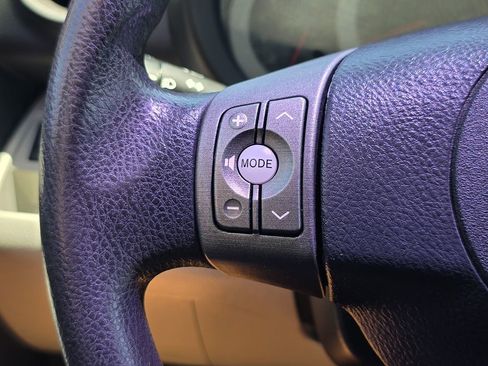 Used 2011 Toyota RAV4 2WD w/ Upgrade Value Pkg image 28