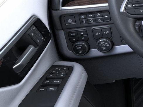 New 2026 Chevrolet Suburban Premier w/ Sun And Tow Package image 22