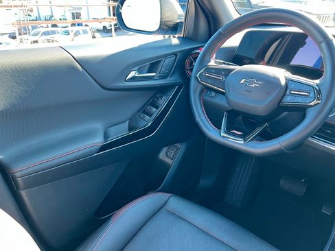 Certified 2025 Chevrolet Equinox RS w/ Safety and Technology Package image 12