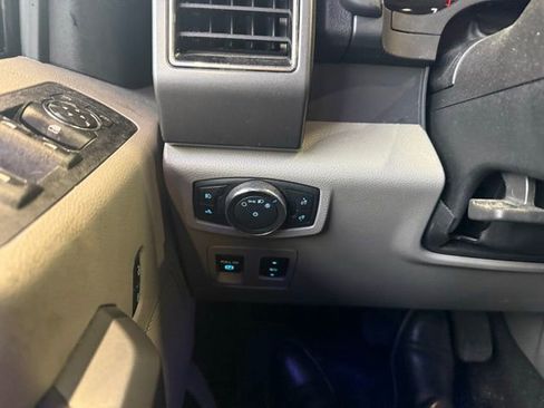 Used 2019 Ford F150 XLT w/ Equipment Group 302A Luxury image 13