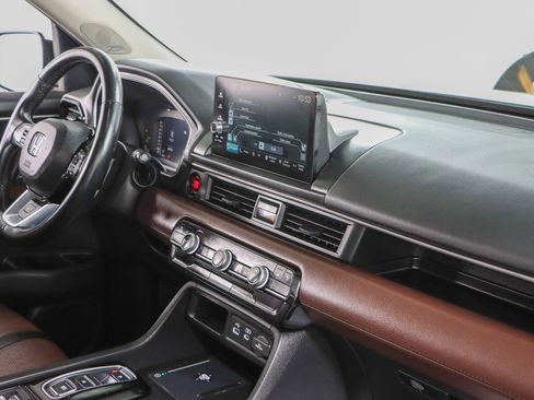 Used 2024 Honda Pilot Elite image 27