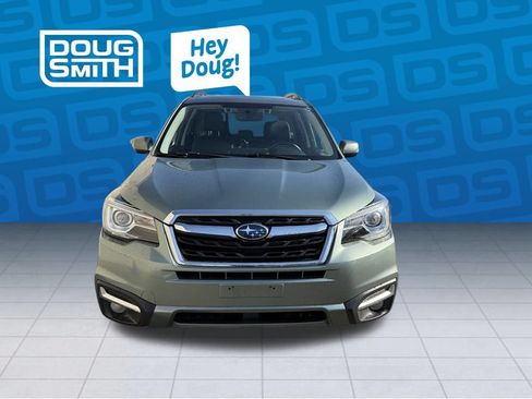 Used 2017 Subaru Forester 2.5i Touring AWD/4WD image 7