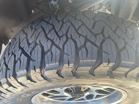 Used 2024 Ford Bronco Raptor w/ Interior Carbon Fiber Pack 6 AWD/4WD image 10