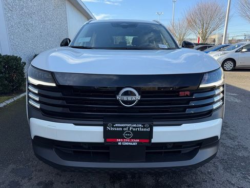 New 2026 Nissan Kicks SR w/ SR Premium Package image 4