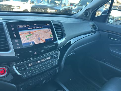 Used 2017 Honda Pilot Touring image 53