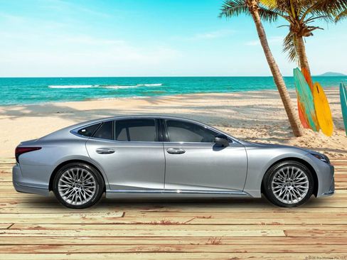 Used 2025 Lexus LS 500 w/ Interior Upgrade Package image 7