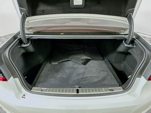 Used 2022 BMW 740i image 27