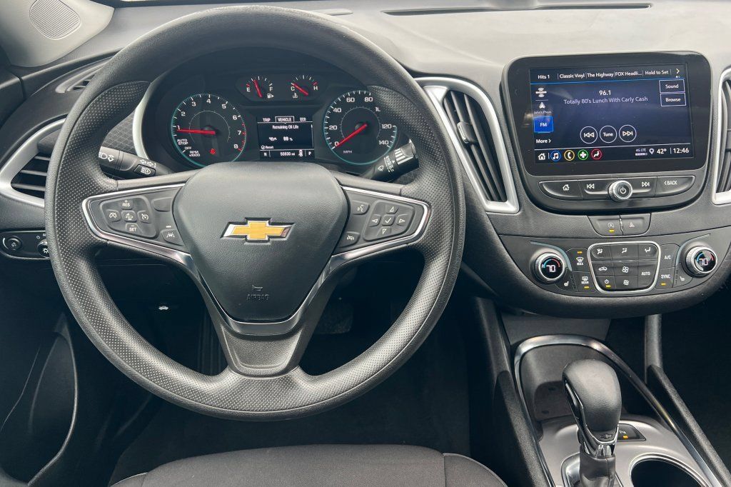 Used 2024 Chevrolet Malibu LT FWD image 11