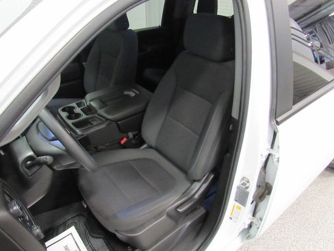 Used 2022 Chevrolet Silverado 2500 Custom w/ Custom Value Package image 35