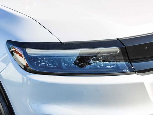 Used 2025 Honda Prologue Touring image 4