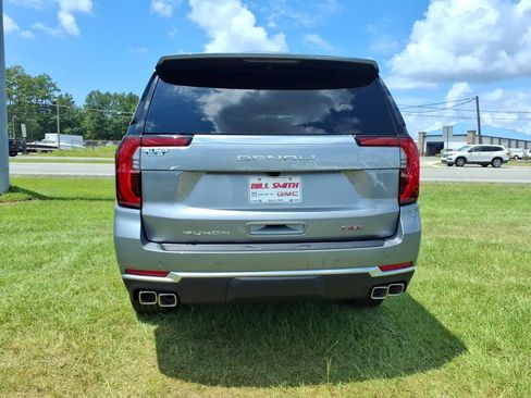 New 2026 GMC Yukon Denali w/ LPO, Floor Liner Package AWD/4WD image 6