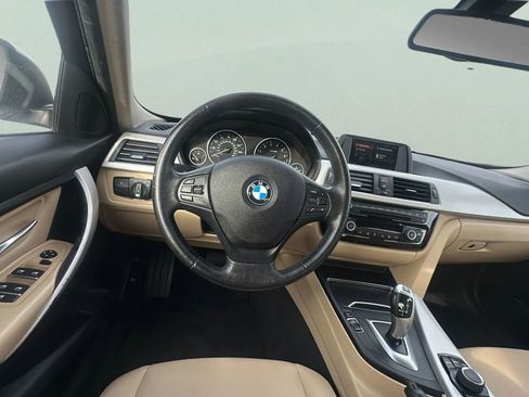 Used 2018 BMW 320i Sedan image 19