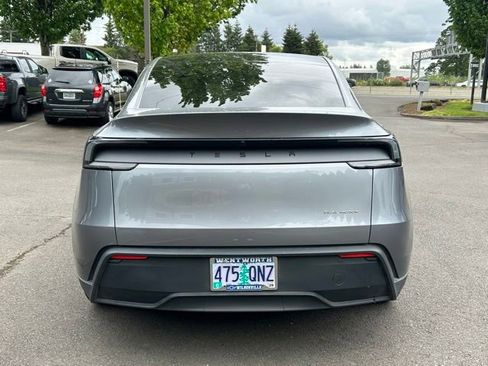 Used 2026 Tesla Model Y Long Range AWD/4WD image 6