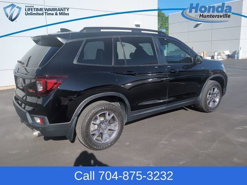 Used 2023 Honda Passport TrailSport image 8