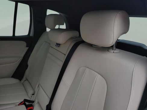 Certified 2025 Mercedes-Benz GLB 250 image 6