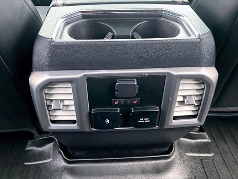 Used 2018 Ford F450 Platinum w/ Platinum Ultimate Package image 34