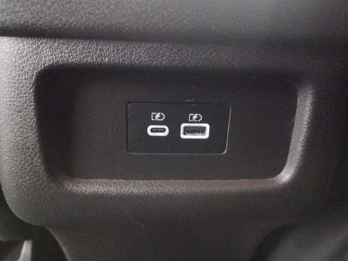 Used 2024 Nissan Pathfinder SV FWD image 14