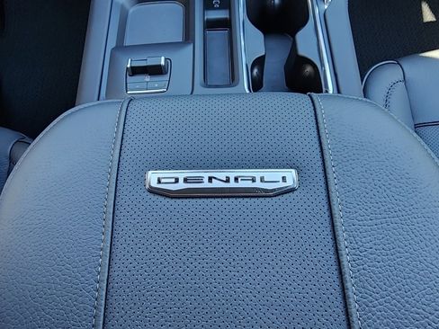 New 2026 GMC Sierra 2500 Denali w/ Denali Reserve Package image 37