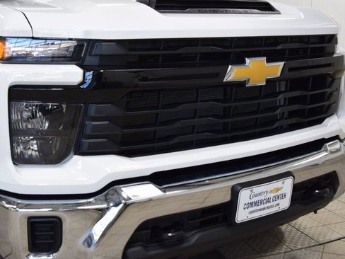 Used 2026 Chevrolet Silverado 3500 W/T w/ WT Convenience Package AWD/4WD image 7