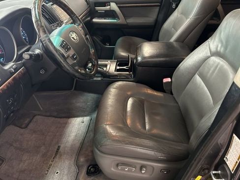 Used 2009 Toyota Land Cruiser AWD/4WD image 30