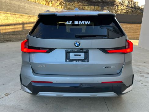 Used 2025 BMW X1 xDrive28i w/ Convenience Package image 4