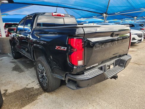Used 2024 Chevrolet Colorado Z71 w/ Z71 Convenience Package 2 image 3