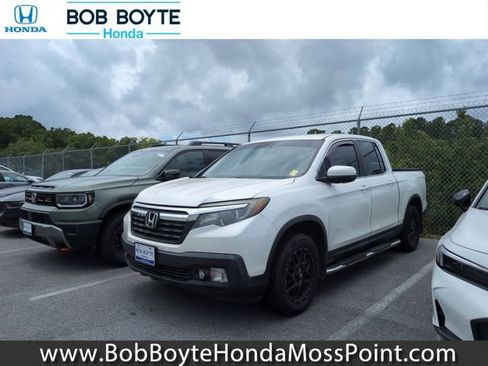 Used 2017 Honda Ridgeline RTL image 1