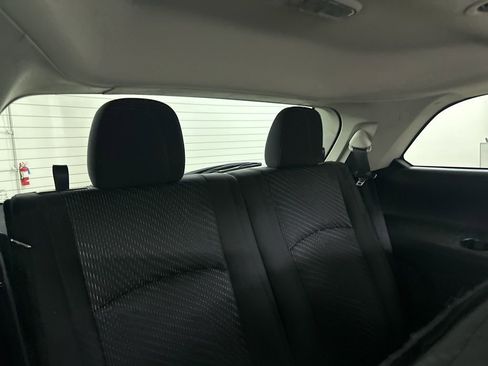 Used 2014 Dodge Journey SXT w/ Flexible Seating Group image 25
