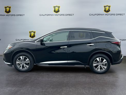 Used 2023 Nissan Murano SV image 2
