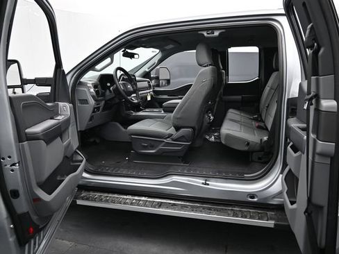 Used 2025 Ford F150 XLT w/ Equipment Group 301A Standard RWD image 26