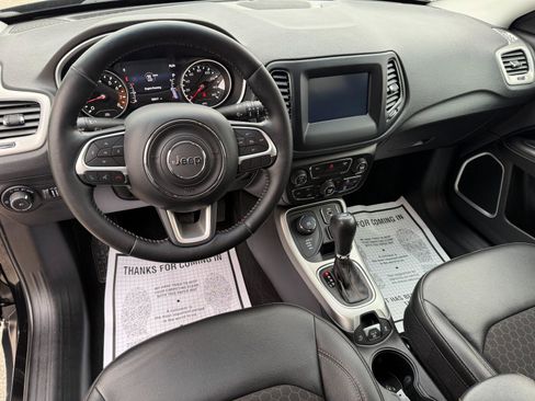 Used 2021 Jeep Compass Latitude w/ Convenience Group image 12