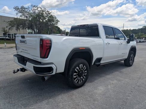 Used 2024 GMC Sierra 2500 Denali Ultimate AWD/4WD image 5