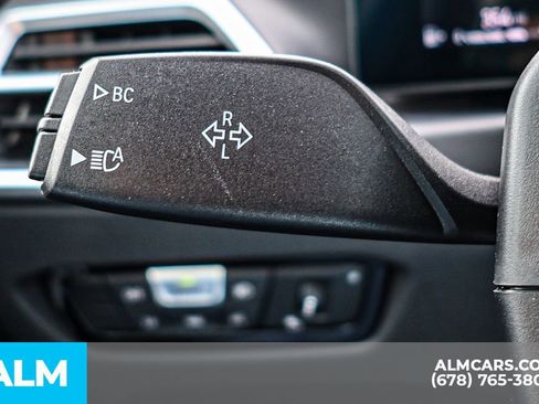 Used 2025 BMW 330i Sedan image 32