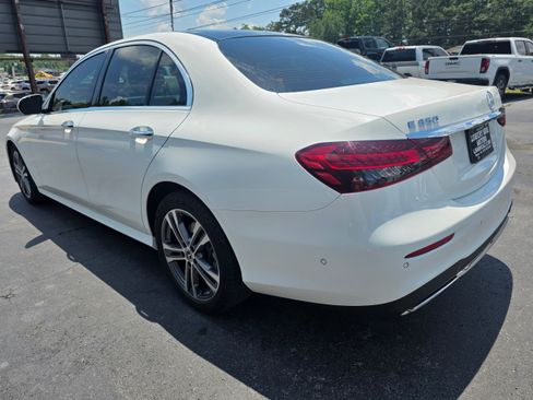 Used 2022 Mercedes-Benz E 350 4MATIC Sedan image 7