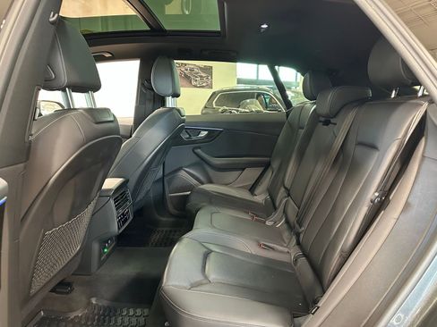 Used 2023 Audi Q8 Premium Plus w/ Premium Plus Package image 37