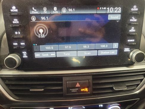 Used 2019 Honda Accord Sport image 25