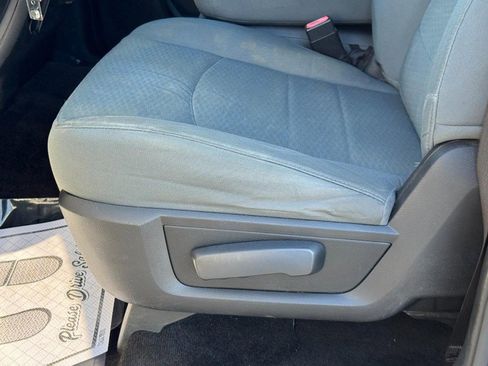 Used 2017 RAM 1500 Express image 21