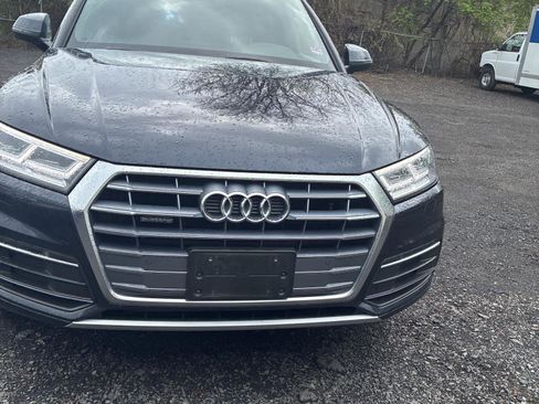 Used 2020 Audi Q5 2.0T Premium Plus w/ Premium Plus Package AWD/4WD image 3