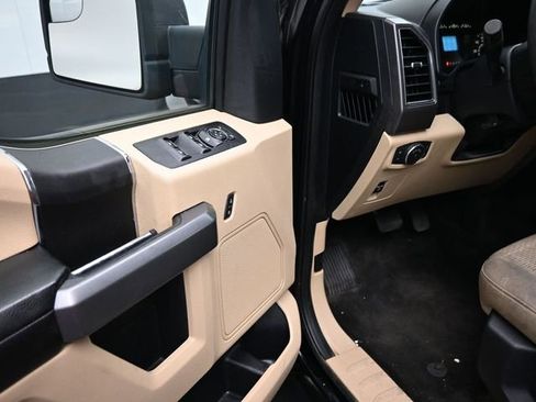 Used 2018 Ford F150 XLT AWD/4WD image 14